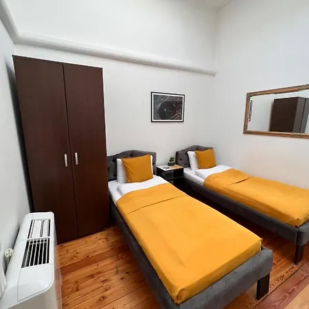 The Only One 3* Ni