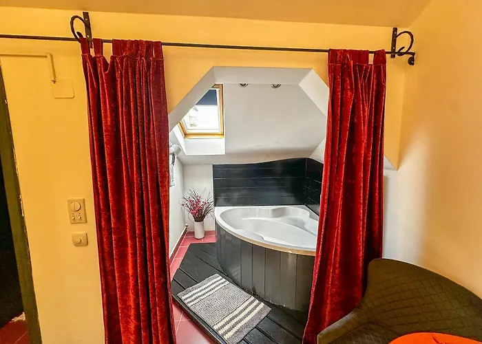 The Only One بيت ضيافة