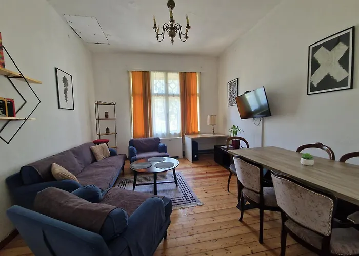 The Only One بيت ضيافة 3*